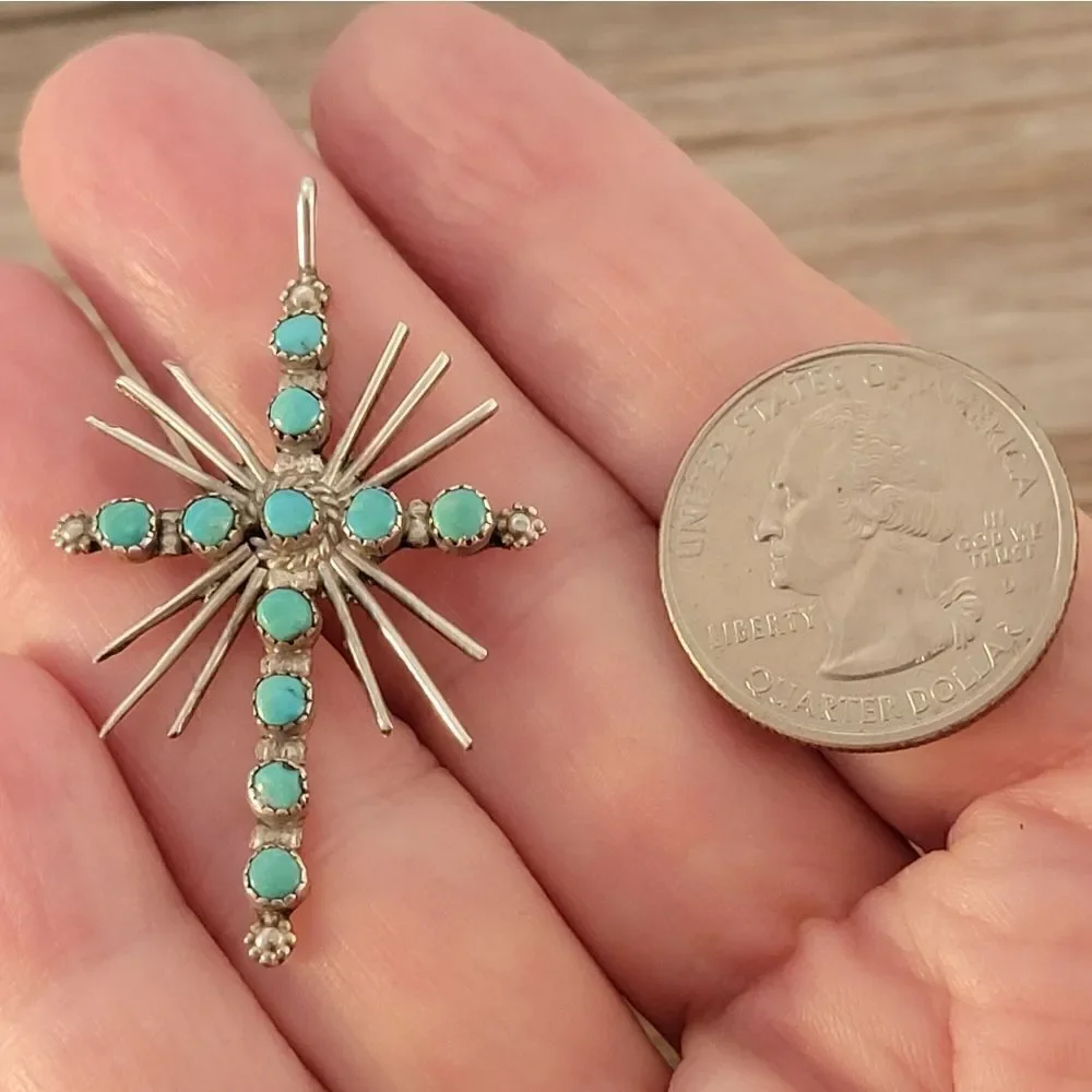 Vintage Sterling Zuni Green Turquoise Light Rays Cross
